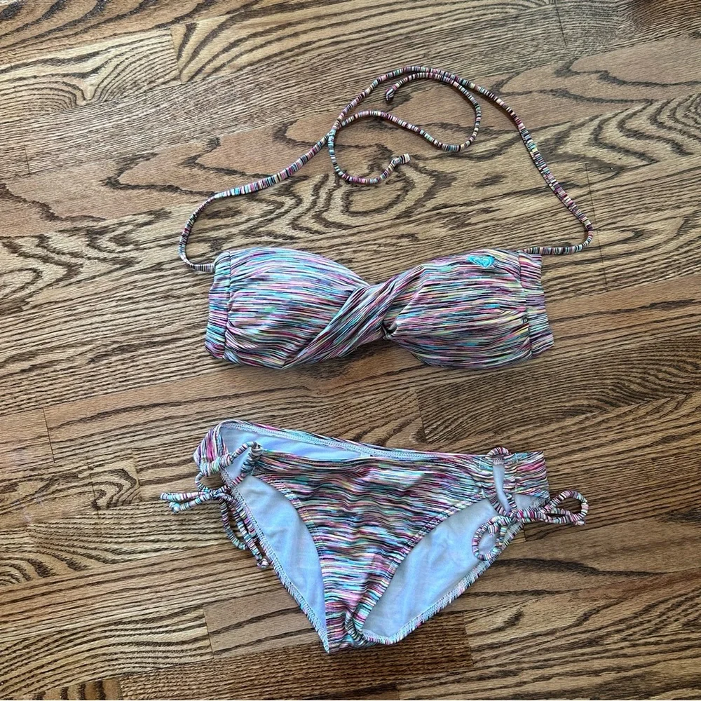 Roxy swim NWOT medium bikini twist bandeau multicolored fine stripes - Picture 1 of 12